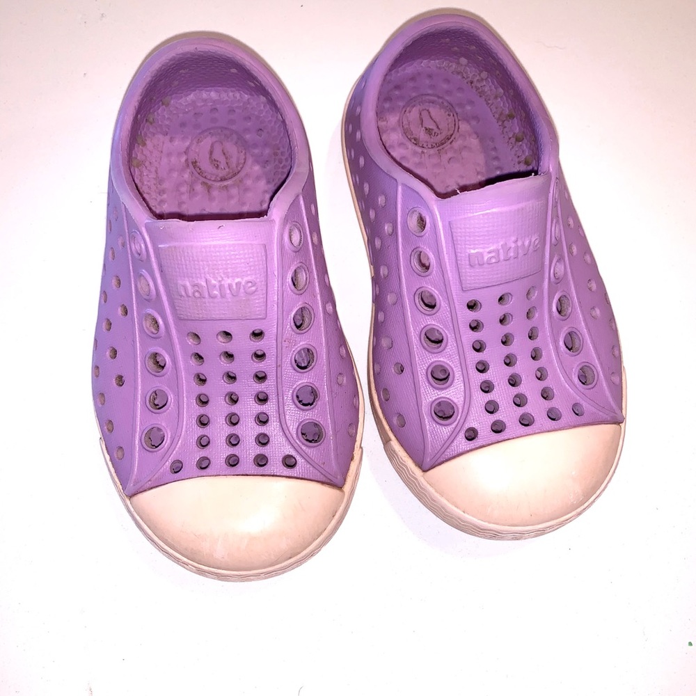 Native Shoes (size C5 - purple)